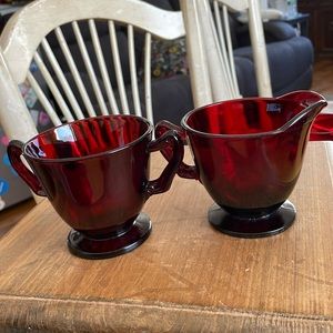 🌎Vintage Anchor Hocking Royal Ruby Red Glass Footed Creamer and Open Sugar Bowl